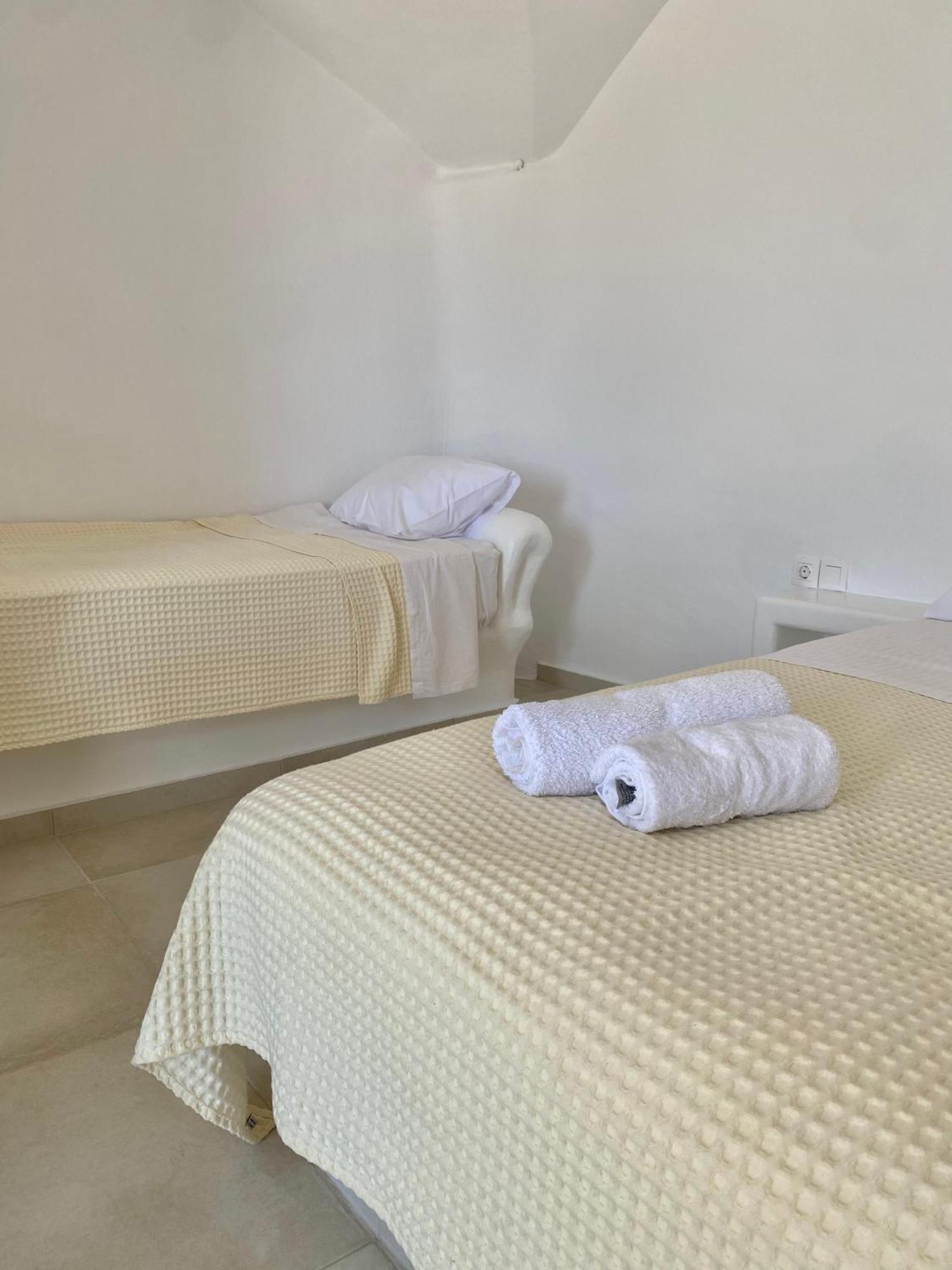 My Oasis Studios Mykonos Klouvas Exteriör bild